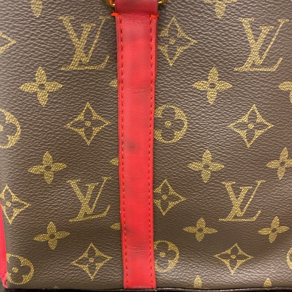 Authenticated Louis Vuitton Soufflot Tote Monogram Canvas with Leather BB - Picture 3 of 16